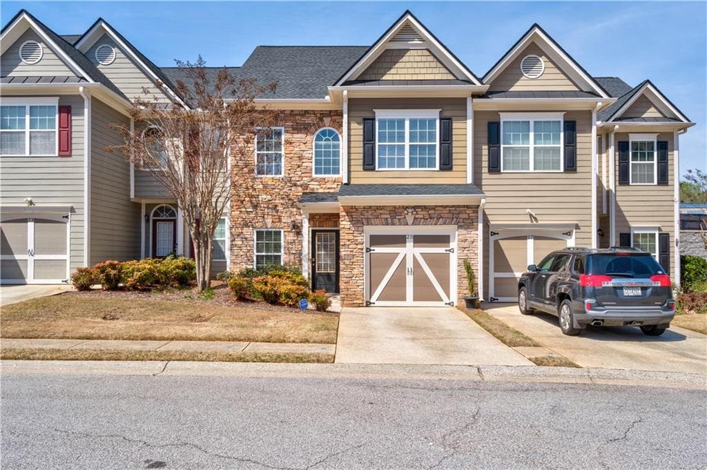 3 bedroom, 3 bathroom, 1,728 sq ft townhouse sold at 25 Village Glen, Dallas, GA 30157