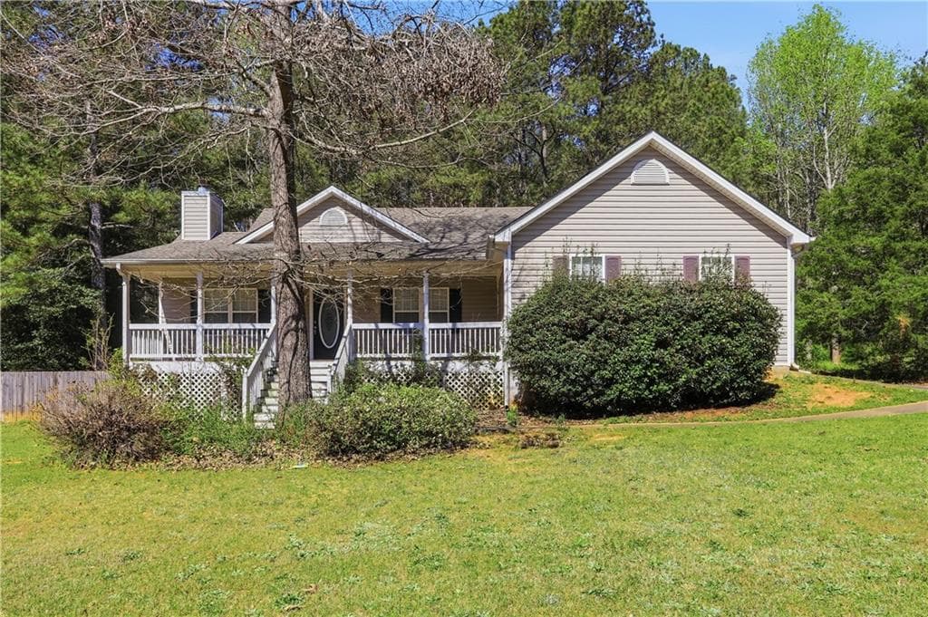 3 bedroom, 2 bathroom, 1,553 sq ft single family residence sold at 330 Chestnut Drive, Covington, GA 30016