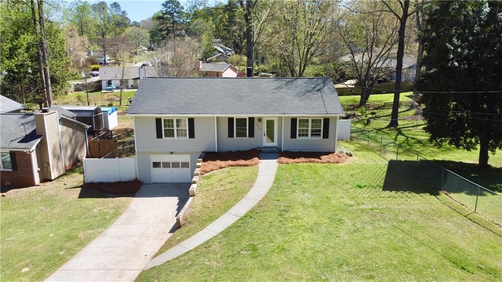 3 bedroom, 2 bathroom, 1,290 sq ft single family residence sold at 1561 Daniel Lane, Lawrenceville, GA 30046