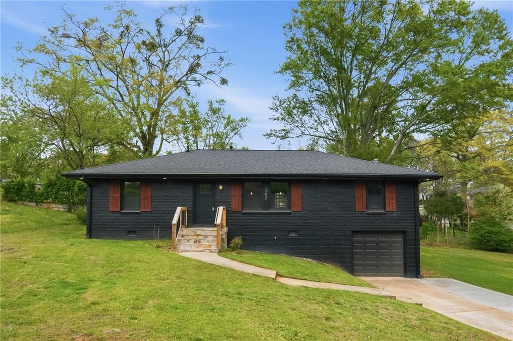 347 Scott Drive, Marietta, GA 30067 — most recent listing photo