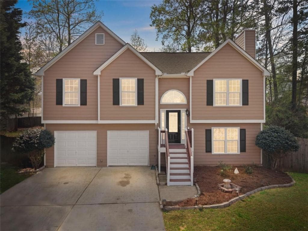 4 bedroom, 3 bathroom, 1,872 sq ft single family residence sold at 2993 everglades court Court, Acworth, GA 30101