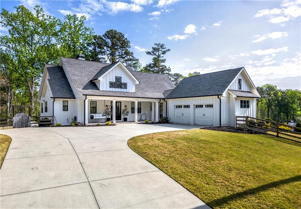 6570 Crestwood Peninsula, Flowery Branch, GA 30542 — most recent listing photo