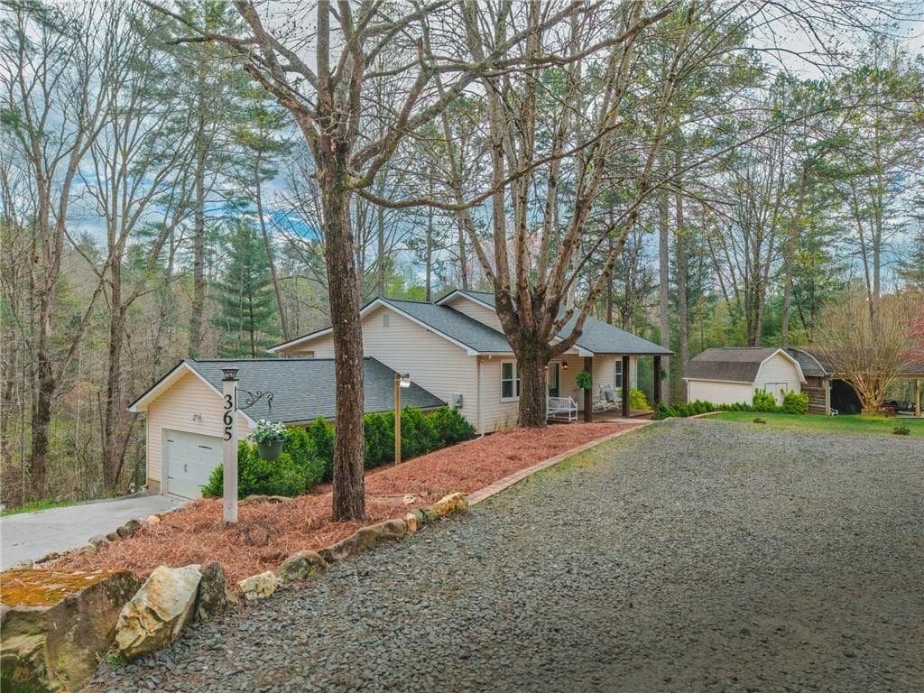 3 bedroom, 2 bathroom, 1,720 sq ft single family residence for sale at 365 Quarles Lane, Ellijay, GA 30540