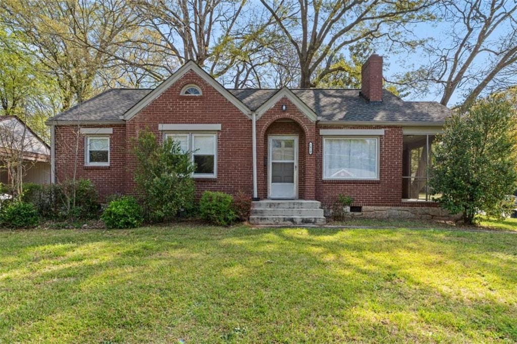 2 bedroom, 1 bathroom, 1,001 sq ft single family residence sold at 1610 Brewer Boulevard, Atlanta, GA 30310