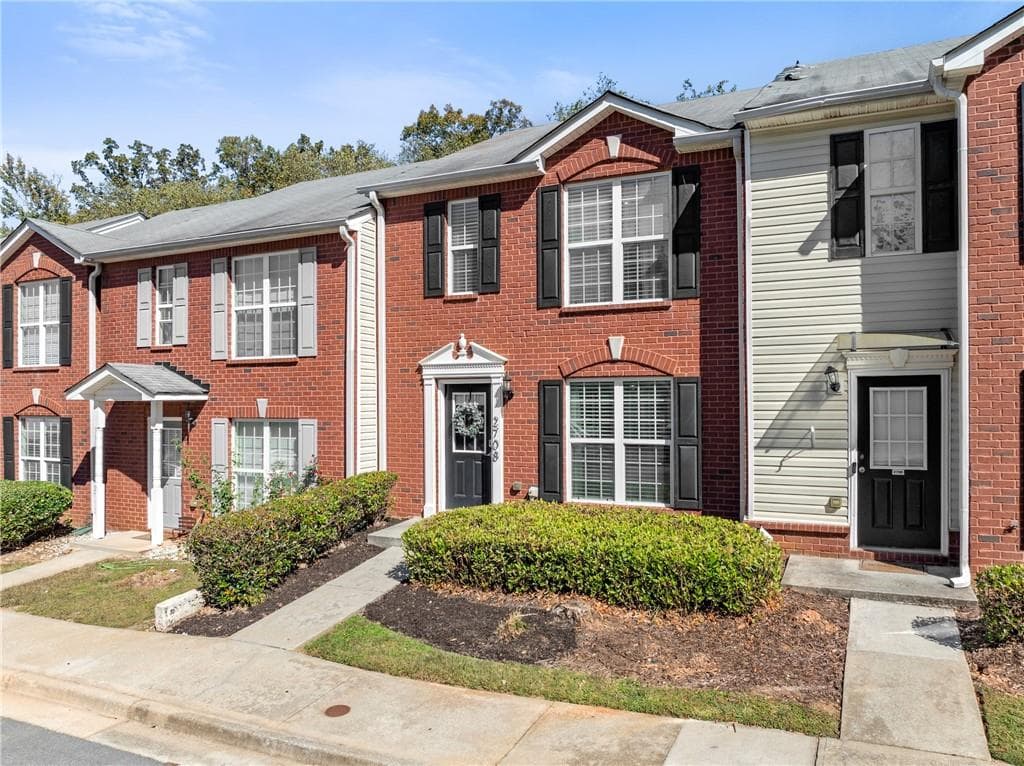 2708 Valley Green Drive, Gainesville, GA 30504 — most recent listing photo