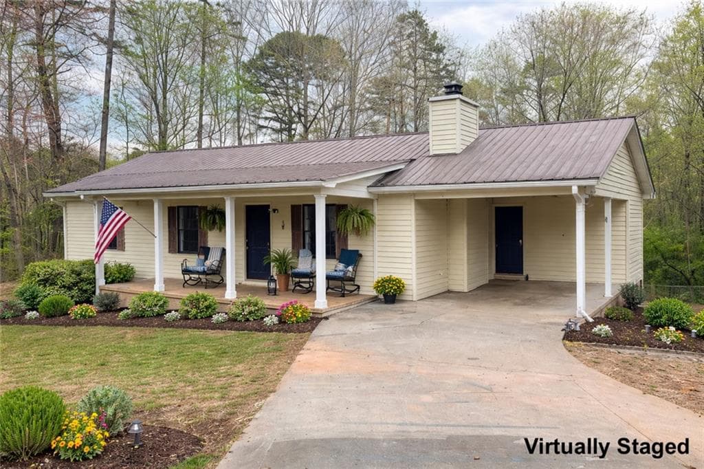 5 bedroom, 3 bathroom, 2,847 sq ft single family residence sold at 2976 Sweetwater Juno Road, Dawsonville, GA 30534