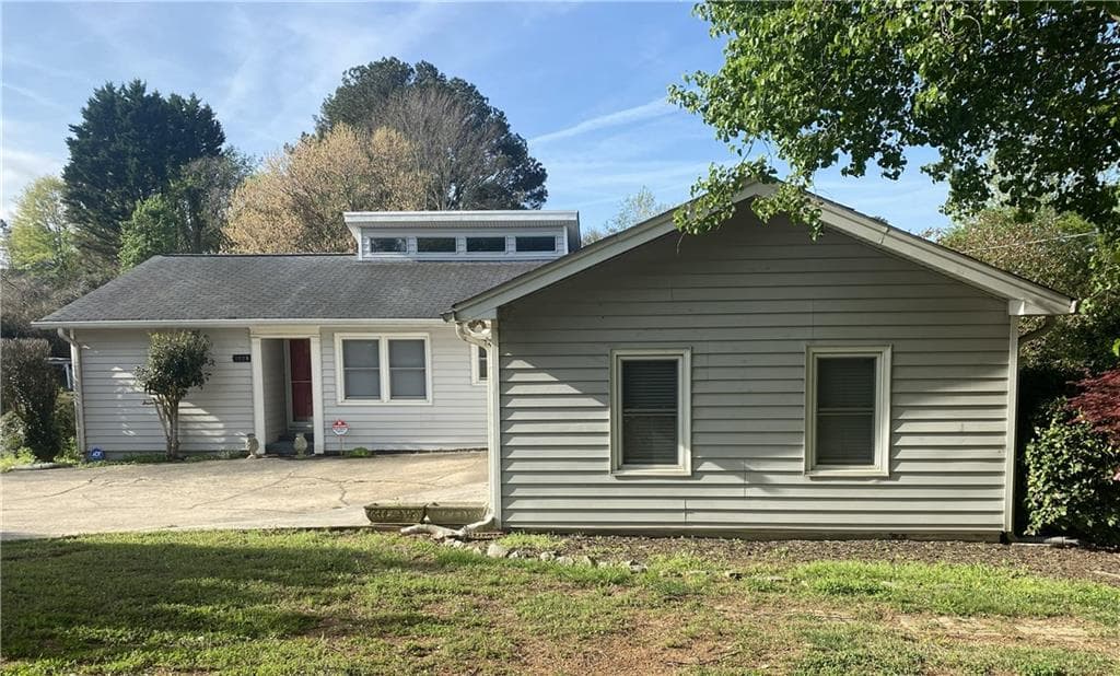 3 bedroom, 2 bathroom, 1,508 sq ft single family residence sold at 7825 Wallace Tatum Road, Cumming, GA 30028