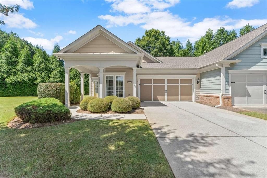2 bedroom, 2 bathroom, 1,404 sq ft single family residence sold at 6247 LONGLEAF Drive, Hoschton, GA 30548
