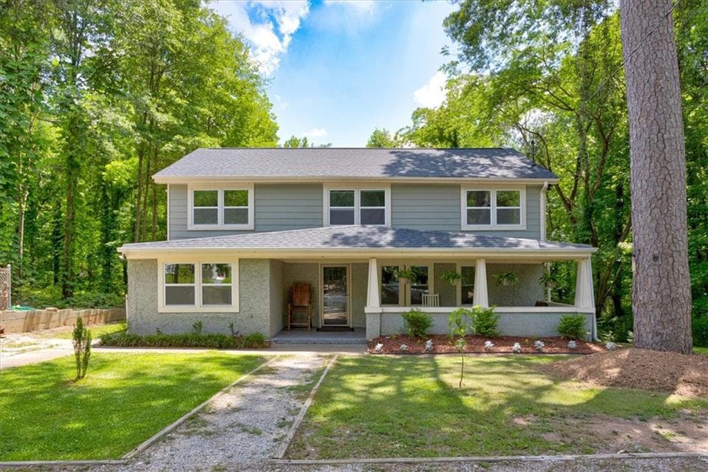 5 bedroom, 3 bathroom, 2,112 sq ft single family residence for sale at 174 Rivertown Road, Fairburn, GA 30213