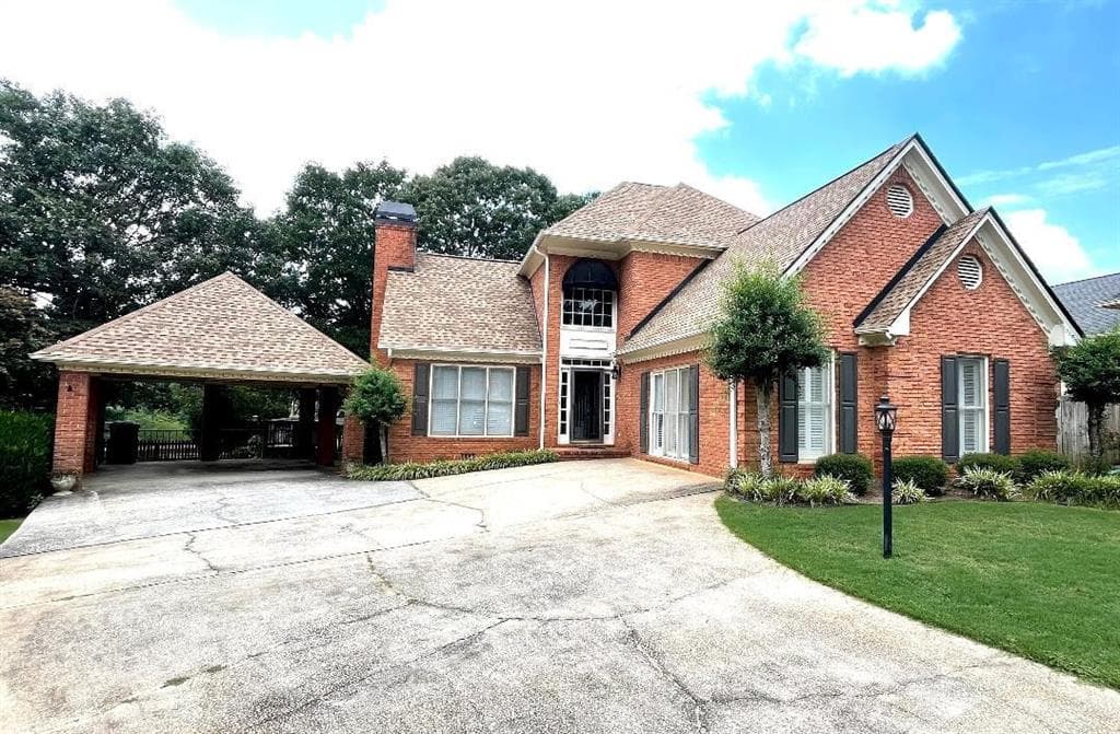 3 bedroom, 3 bathroom, 3,076 sq ft single family residence under contract at 155 Oakpark Court, Mcdonough, GA 30253