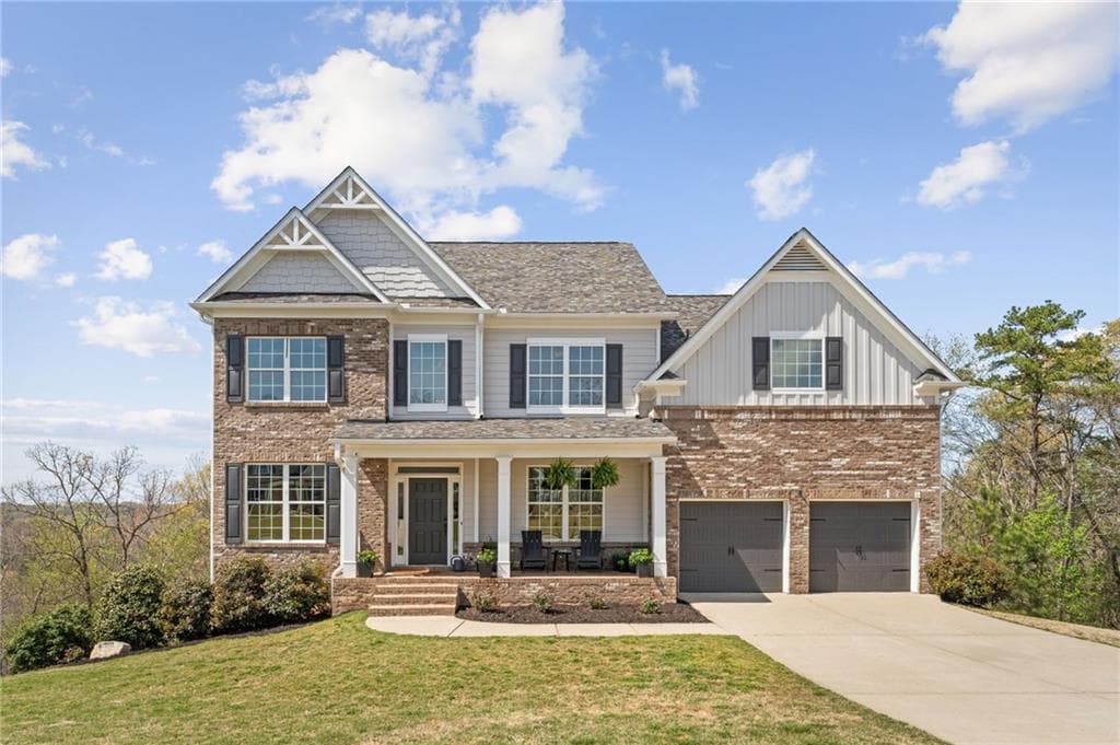 6 bedroom, 4 bathroom, 4,770 sq ft single family residence sold at 303 Eagle Rock Drive, Acworth, GA 30101