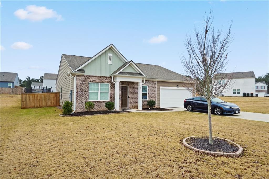 3 bedroom, 2 bathroom, 1,882 sq ft single family residence for sale at 59 Ingle Drive, Monroe, GA 30655