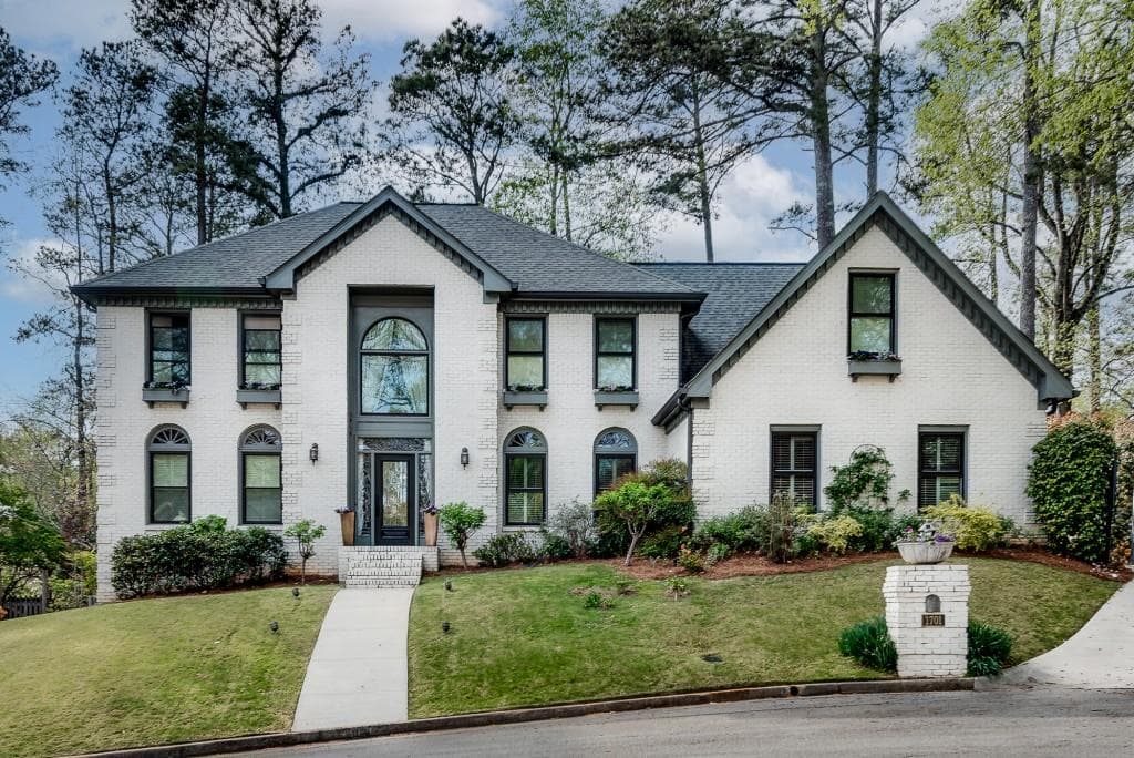 6 bedroom, 5 bathroom, 4,541 sq ft single family residence sold at 1701 Grove Park Way, Decatur, GA 30033