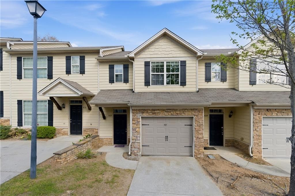 2 bedroom, 3 bathroom, 1,485 sq ft condominium sold at 4137 High Park Terrace, Atlanta, GA 30344
