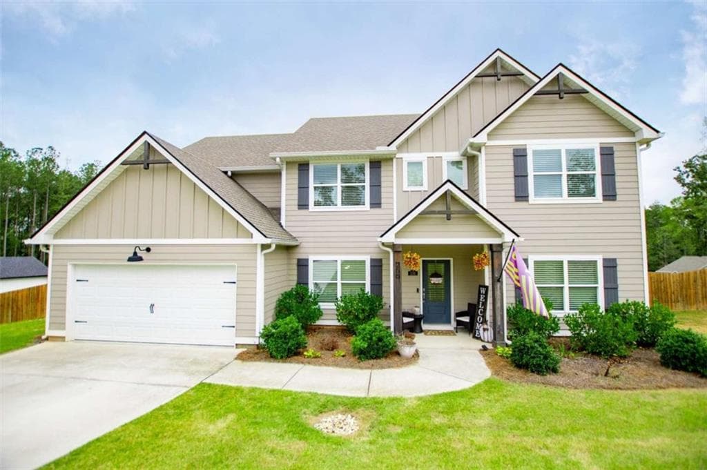 4 bedroom, 3 bathroom, 3,107 sq ft single family residence sold at 256 Tripp Lane, Carrollton, GA 30117