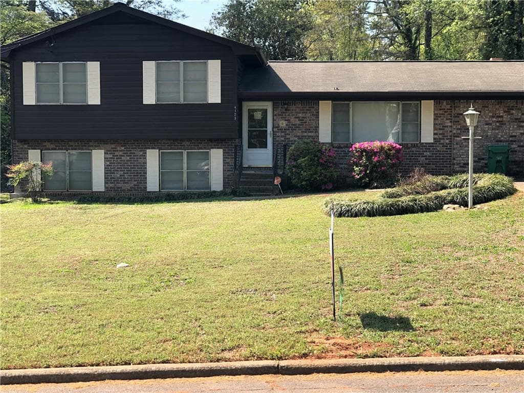 3 bedroom, 2 bathroom, 2,469 sq ft single family residence sold at 4123 Shorter Way, Decatur, GA 30034
