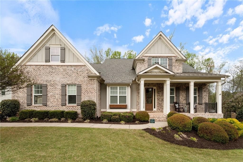4 bedroom, 5 bathroom, 3,944 sq ft single family residence sold at 131 Manor North Drive, Alpharetta, GA 30004