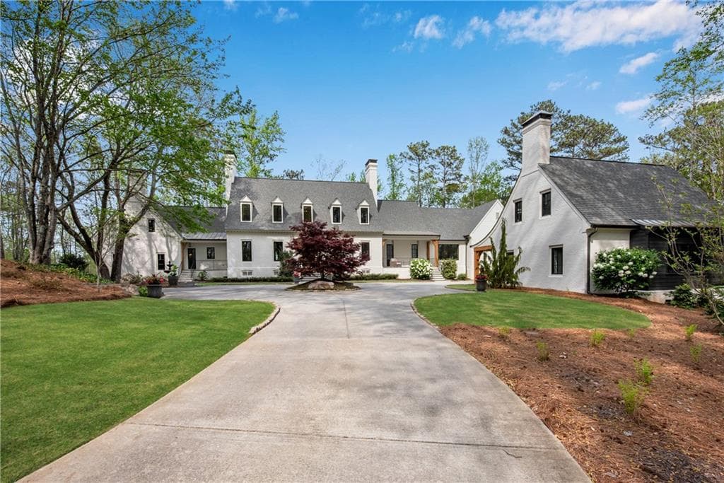 5 bedroom, 7 bathroom, 8,217 sq ft single family residence sold at 3812 Rock Ivy Trail, Roswell, GA 30075