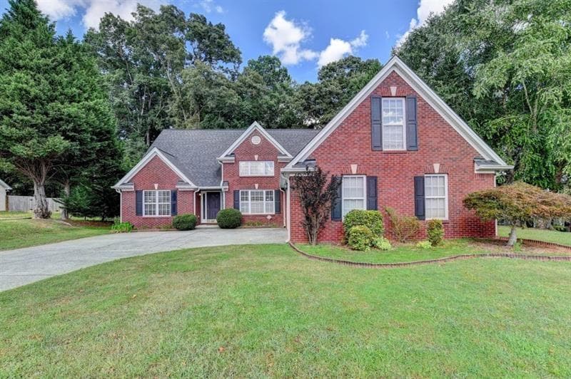 4 bedroom, 2 bathroom, 2,452 sq ft single family residence for sale at 2290 Taylor Pointe Way, Dacula, GA 30019