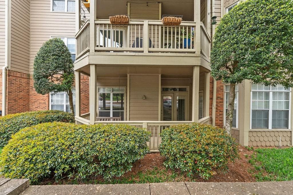 1001 Mcgill Park Avenue, Atlanta, GA 30312 — most recent listing photo