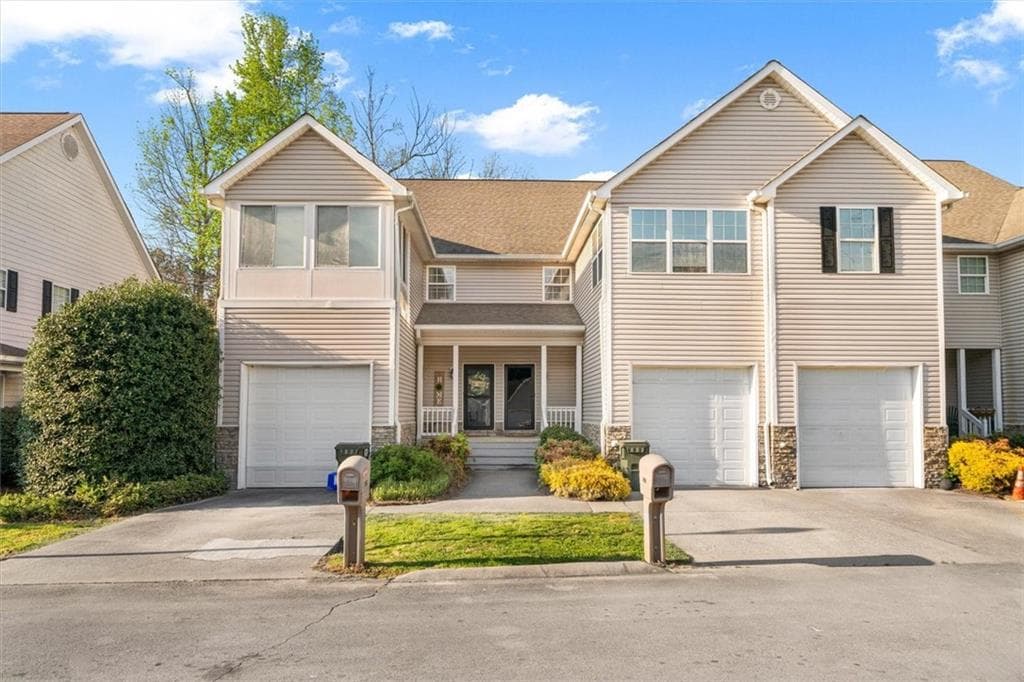 2 bedroom, 3 bathroom, 1,425 sq ft condominium sold at 1521 Ashton Woods Way, Dalton, GA 30720