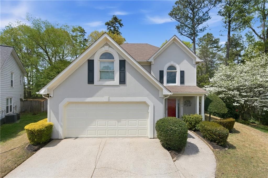 3 bedroom, 3 bathroom, 2,300 sq ft single family residence sold at 1014 Brentmoor Lane, Kennesaw, GA 30144