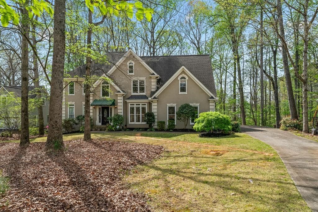 5 bedroom, 5 bathroom, 3,383 sq ft single family residence sold at 2679 Moon Cabin Drive, Powder Springs, GA 30127