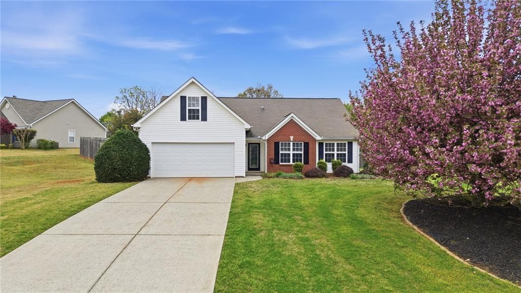 5828 Meadowfield Trace, Flowery Branch, GA 30542 — most recent listing photo
