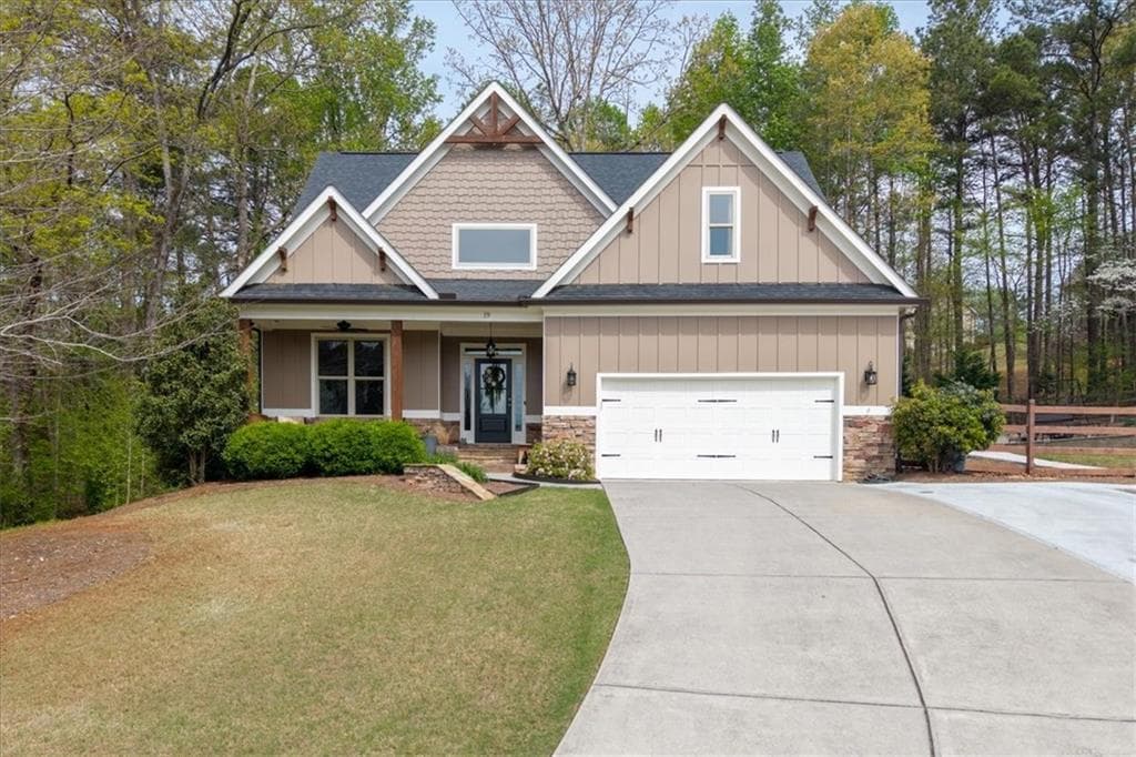 5 bedroom, 3 bathroom, 2,794 sq ft single family residence sold at 19 Pinoak Trail, Cartersville, GA 30121