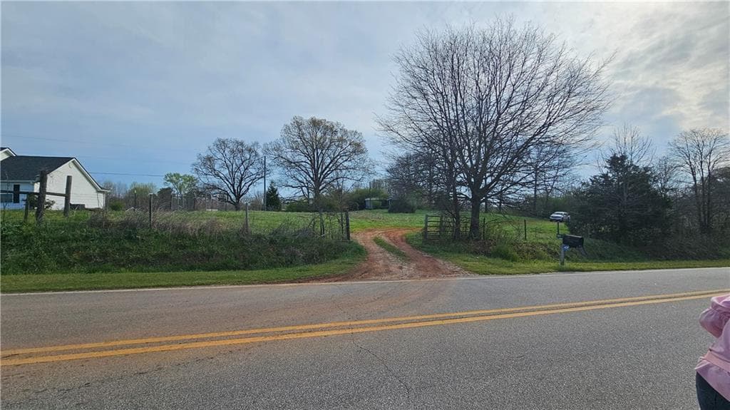 3 bedroom, 2 bathroom mobile home sold at 749 Chambers Road, Commerce, GA 30530