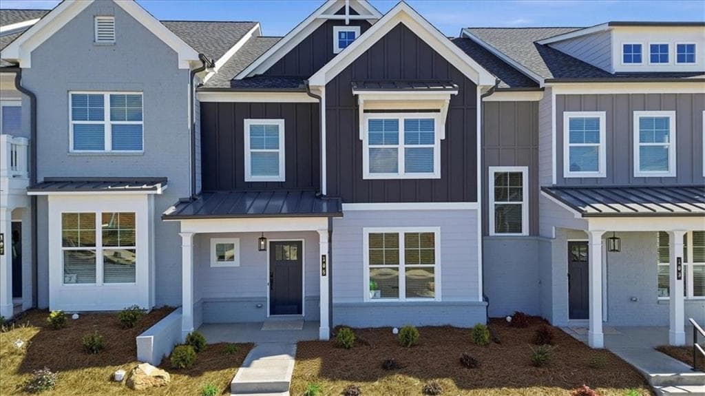 4 bedroom, 3 bathroom, 1,822 sq ft townhouse for sale at 105 Grand Highlands Lane, Winder, GA 30680