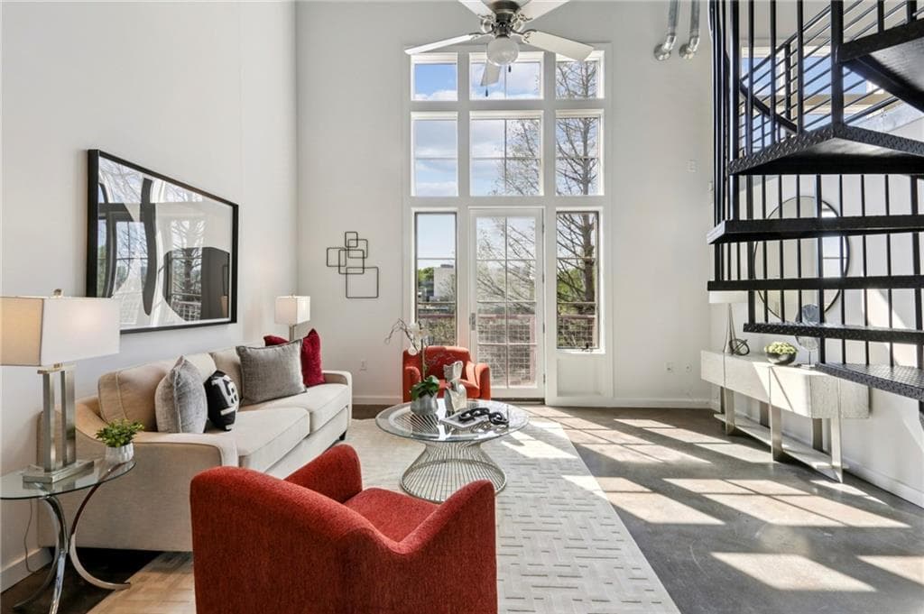 2 bedroom, 2 bathroom, 1,723 sq ft condominium sold at 572 Edgewood Avenue 308, Atlanta, GA 30312