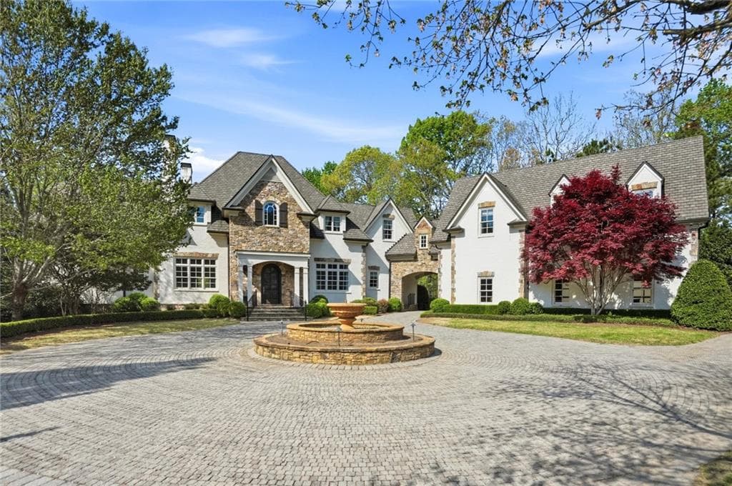 8 bedroom, 10 bathroom, 13,860 sq ft single family residence sold at 218 Londonberry Road, Atlanta, GA 30327