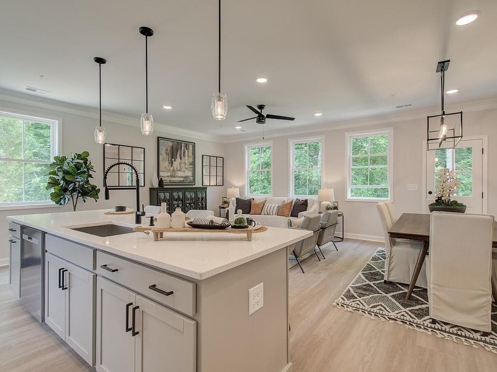 344 Marigold Drive, Woodstock, GA 30188 — most recent listing photo