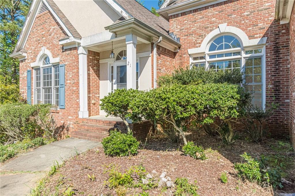 6 bedroom, 6 bathroom, 4,932 sq ft single family residence sold at 21 Vaux Way, Newnan, GA 30263