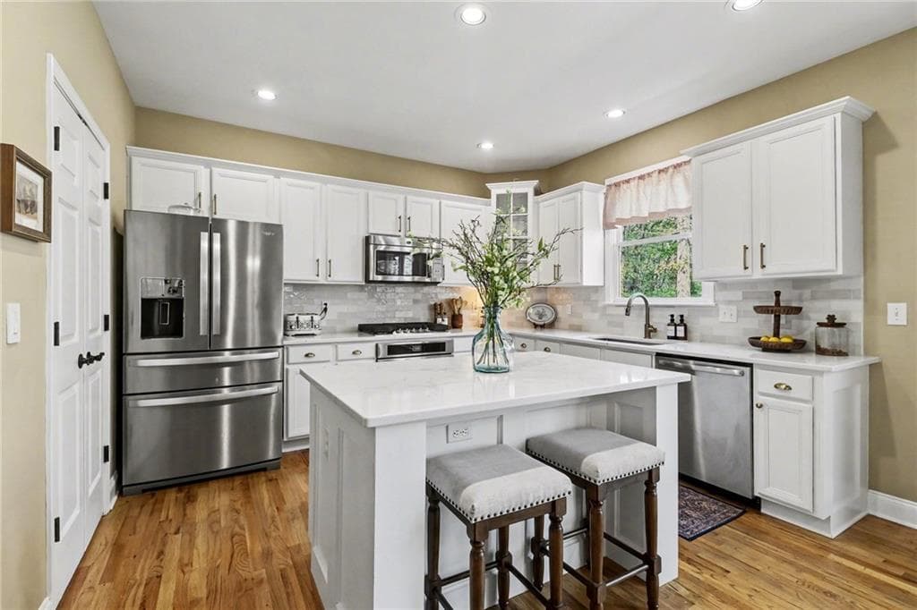 5 bedroom, 4 bathroom, 4,638 sq ft single family residence sold at 4030 Three Chimneys Lane, Cumming, GA 30041