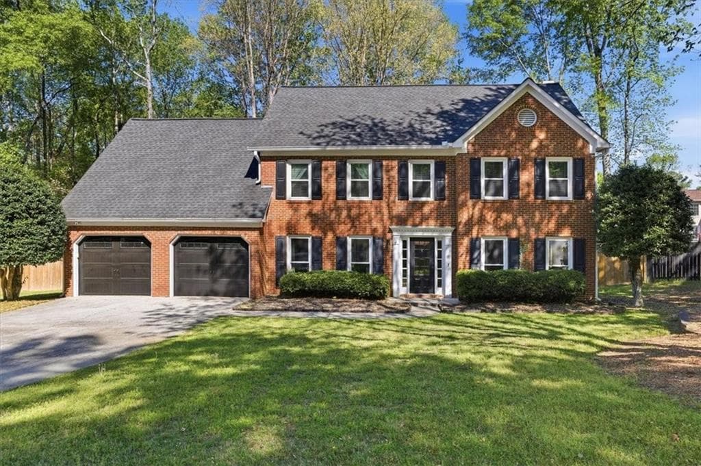 4 bedroom, 3 bathroom, 2,371 sq ft single family residence sold at 2863 Wynford Drive, Marietta, GA 30064