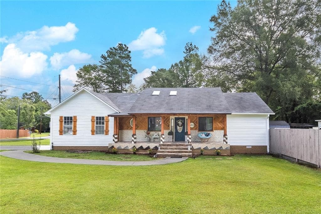 4 bedroom, 2 bathroom, 1,512 sq ft single family residence sold at 52 Glenda Drive, Rome, GA 30165