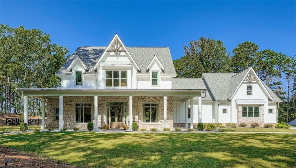 4 bedroom, 6 bathroom, 5,027 sq ft single family residence sold at 846 Holland Road, Powder Springs, GA 30127