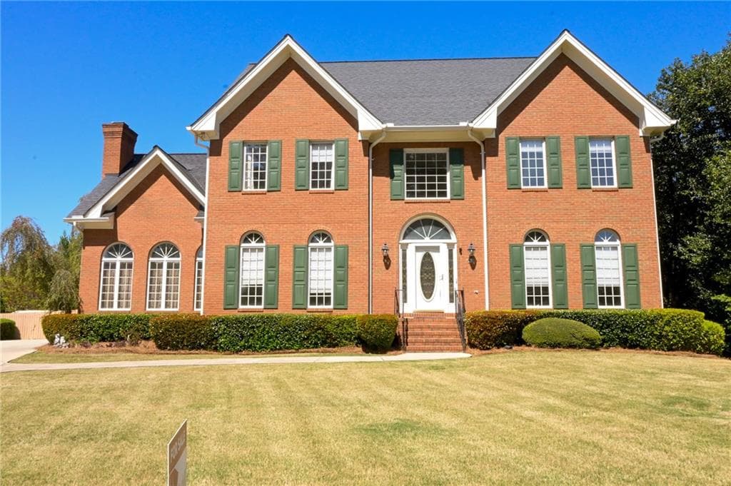 6 bedroom, 5 bathroom, 4,736 sq ft single family residence sold at 1402 Bromley Drive, Snellville, GA 30078