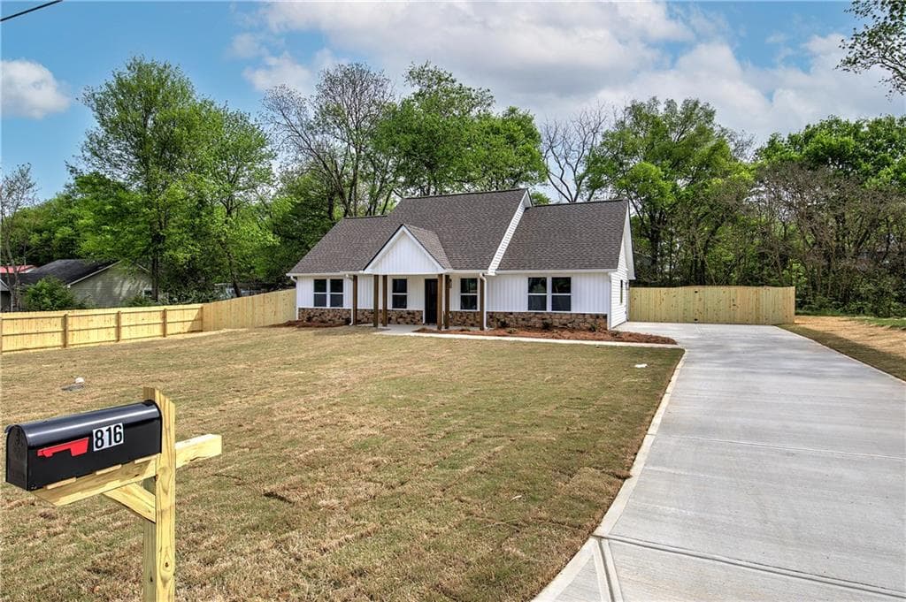 816 Forrest Avenue, Rockmart, GA 30153 — most recent listing photo