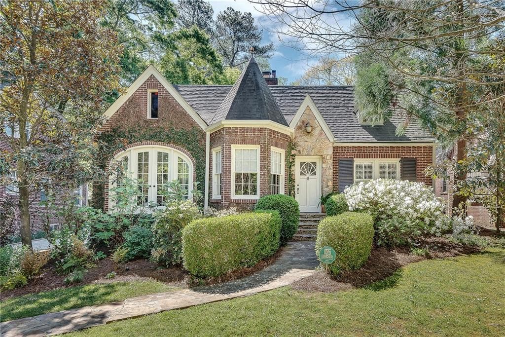 3 bedroom, 3 bathroom, 2,491 sq ft single family residence sold at 1755 Inverness Avenue, Atlanta, GA 30306