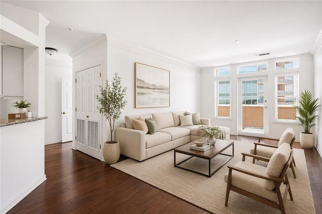 1 bedroom, 1 bathroom, 793 sq ft condominium sold at 3334 Peachtree Road 1405, Atlanta, GA 30326