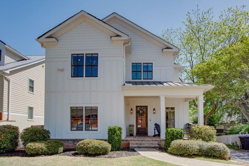 4 bedroom, 3 bathroom, 2,010 sq ft single family residence sold at 3338 Madison Street, Atlanta, GA 30337