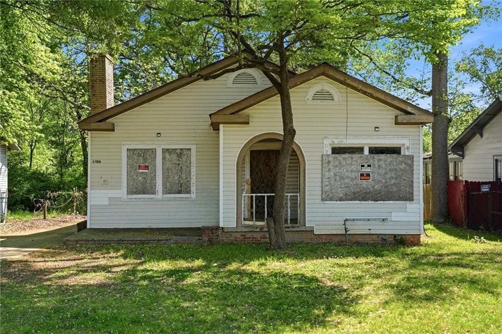 5 bedroom, 2 bathroom, 1,638 sq ft single family residence sold at 1406 Lakewood Avenue, Atlanta, GA 30315