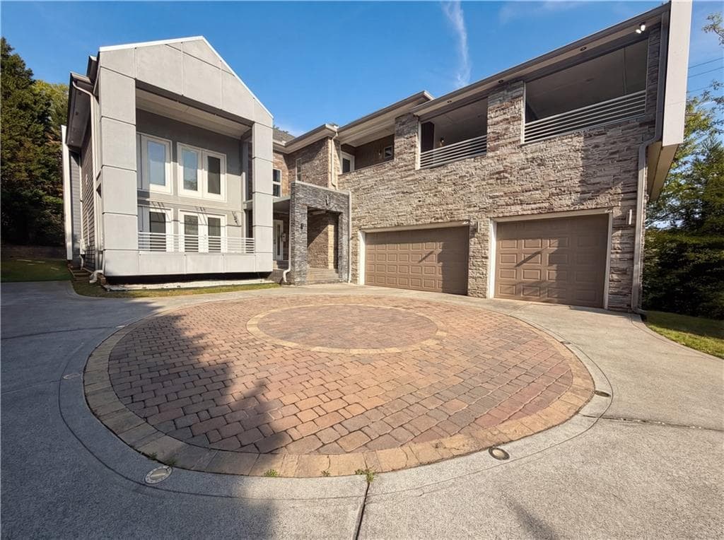 6 bedroom, 4 bathroom, 5,775 sq ft single family residence under contract at 302 Summer Garden Drive, Marietta, GA 30064