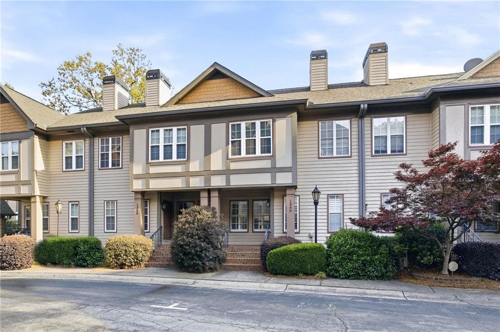 2 bedroom, 3 bathroom, 1,264 sq ft townhouse sold at 1340 Stillwood, Atlanta, GA 30306