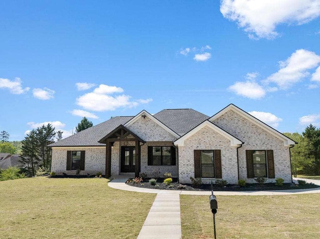 4 bedroom, 3 bathroom, 2,298 sq ft single family residence sold at 16 Fullbright Drive, Rome, GA 30161