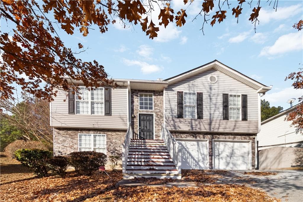 3 bedroom, 2 bathroom, 1,557 sq ft single family residence sold at 2413 Tolliver Hills Ln, Ellenwood, GA 30294