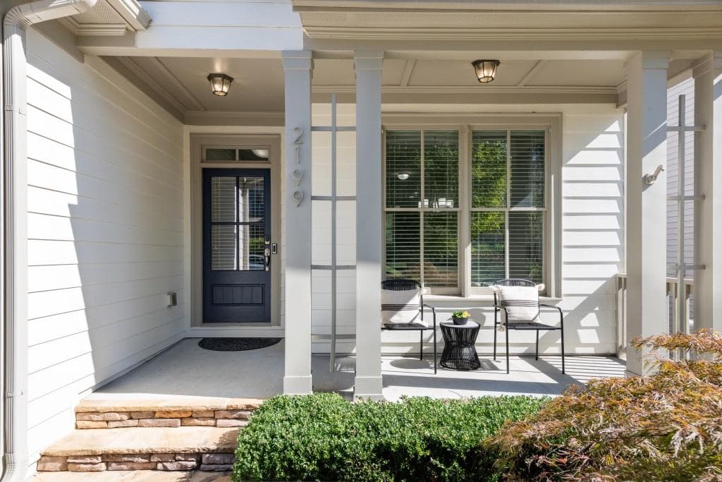 5 bedroom, 5 bathroom, 3,277 sq ft single family residence sold at 2199 Collins Ridge Drive, Atlanta, GA 30318